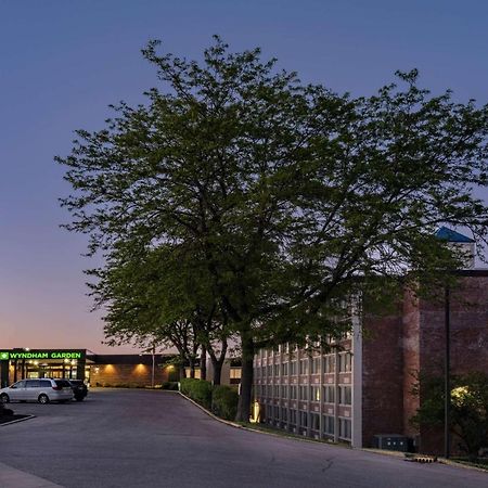 Wyndham Garden Kenosha Harborside Hotel Exterior foto
